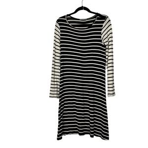 LOVEAPPELLA  Kandice Knit Swing Dress